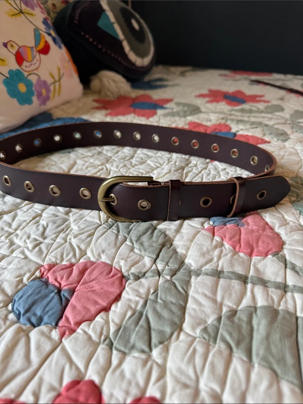 Frye leather brass grommet belt M Medium